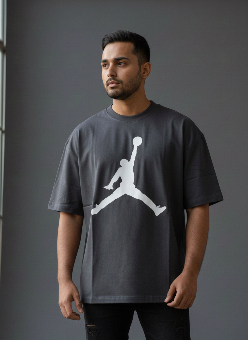 Men's Dark Grey Oversized Jumpman Graphic T-Shirt view 2
